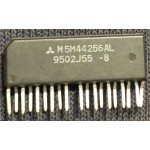 M5M44256AL-8