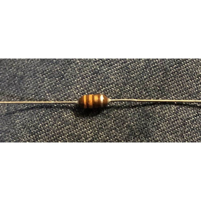 Inductor 3.3uH  10%  axial 900MA 