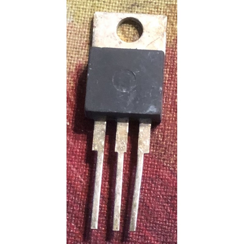 Triac   10A 400V TO-220