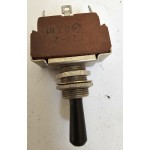 کلید چکشی یا کلید کلنگی نظامی روسی، 3 حالته (وسط خاموش)، 6 پایه مدل (П2Т-2)