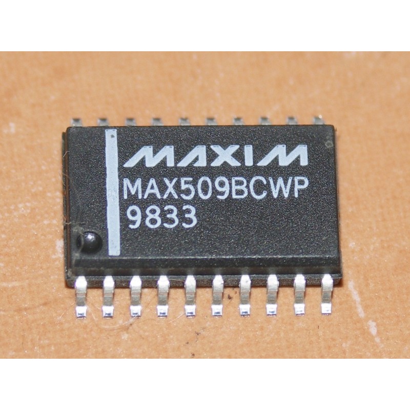MAX509BCWP+