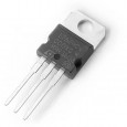 L7824CV    ST